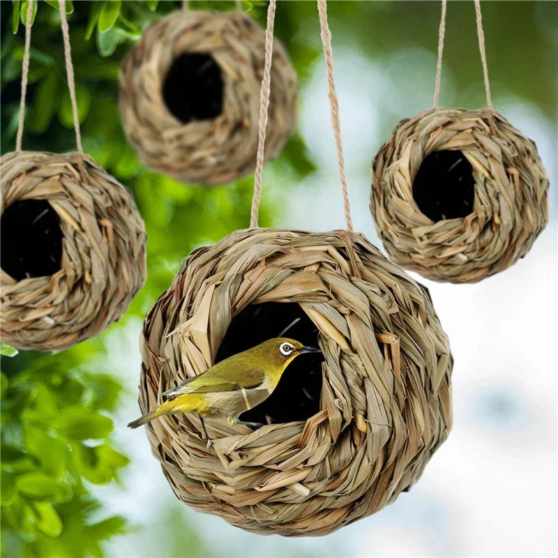 Woven Reed Bird Nest House — Hanging Grass Shelter for Outdoor & Cage Use